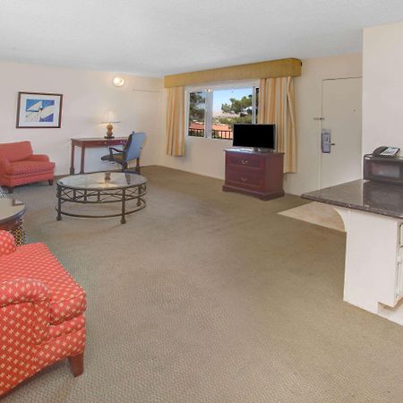 Travelodge Inn & Suites By Wyndham Yucca Valley/Joshua Tree Buitenkant foto