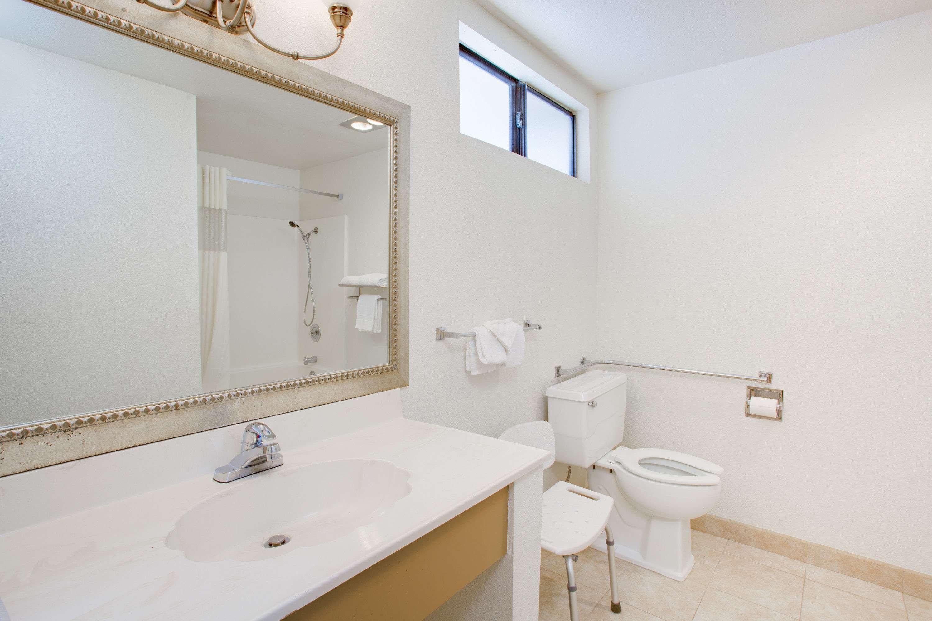 Travelodge Inn & Suites By Wyndham Yucca Valley/Joshua Tree Buitenkant foto