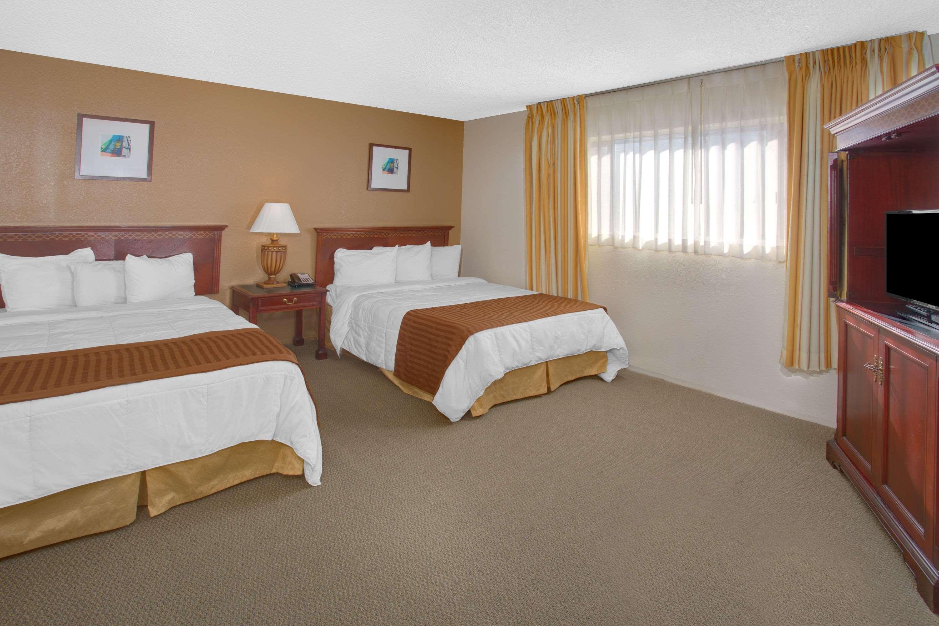 Travelodge Inn & Suites By Wyndham Yucca Valley/Joshua Tree Buitenkant foto