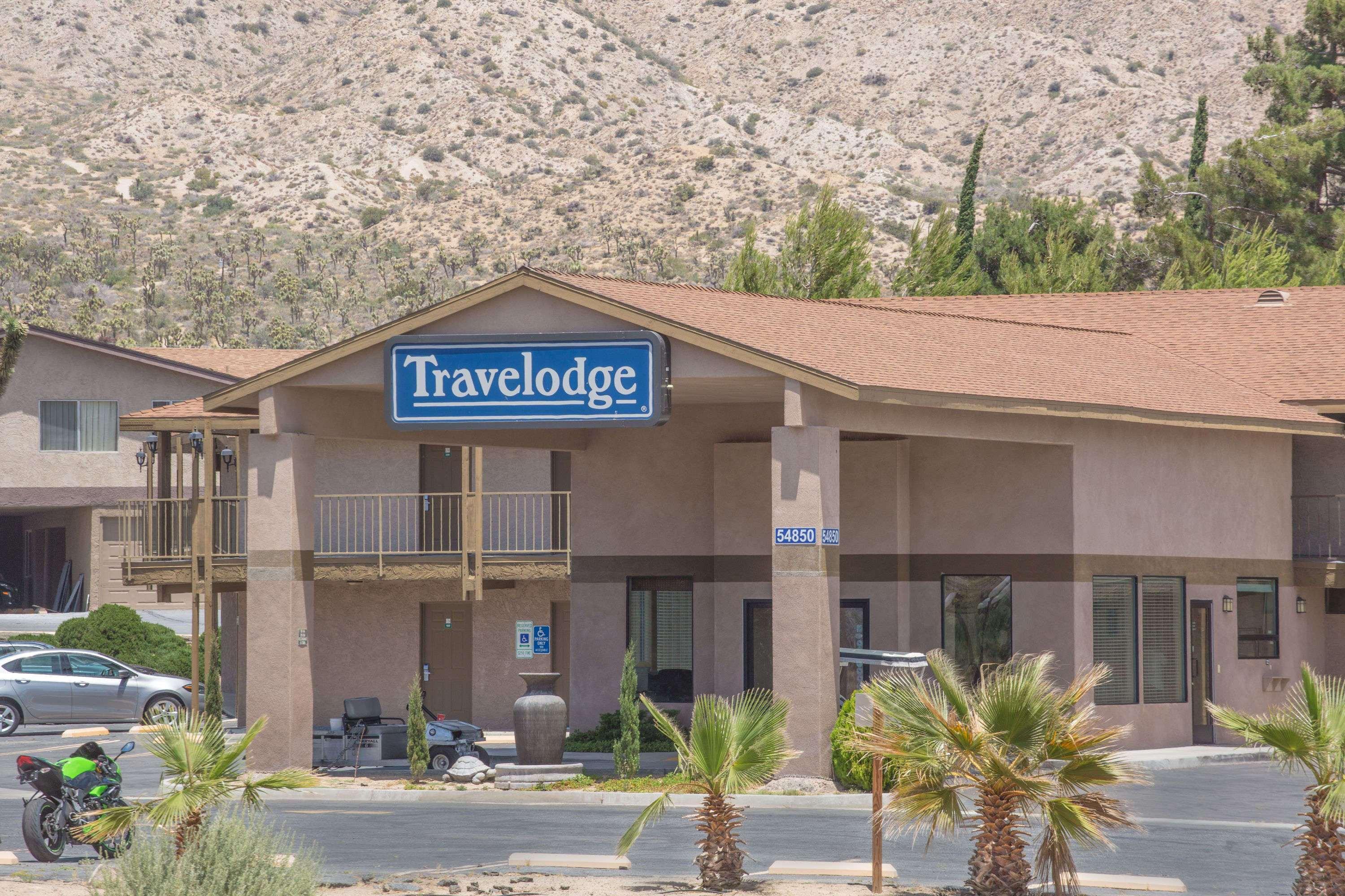Travelodge Inn & Suites By Wyndham Yucca Valley/Joshua Tree Buitenkant foto